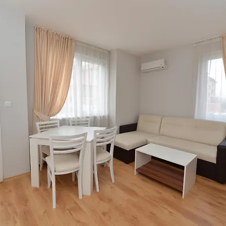 Riviera Garden 3* Ravda