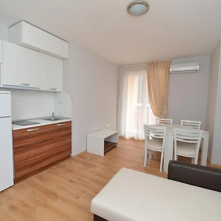 Riviera Garden 3* Ravda