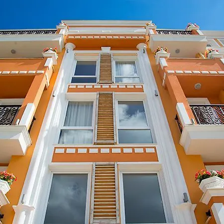 Aparthotel Riviera Garden 3*