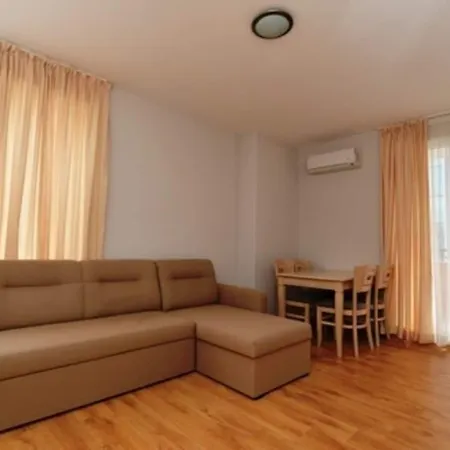 Riviera Garden 3*